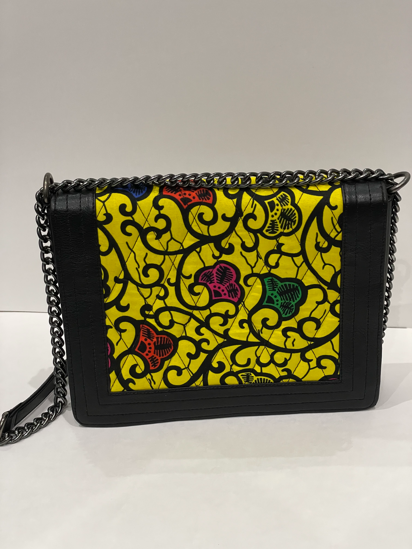 The Ewa Bag Roundtree Print